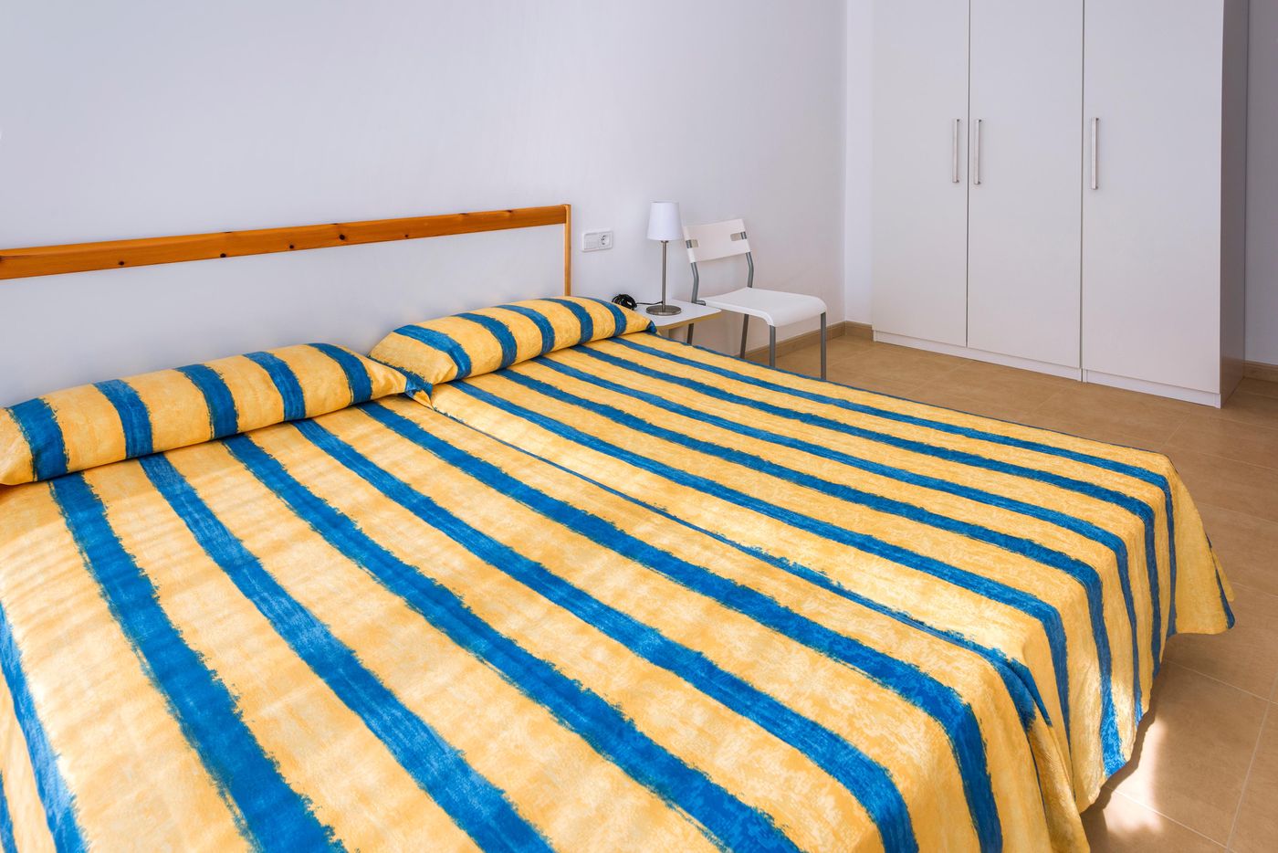 Sorrabona-Apartamentos-Room-10