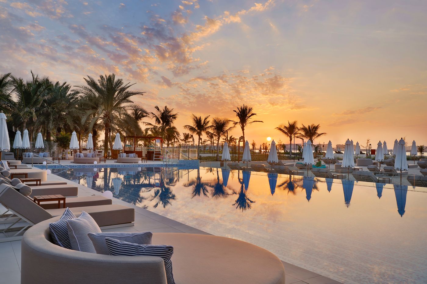 Waldorf-Astoria-Ras-Al-Khaimah-Pool-6