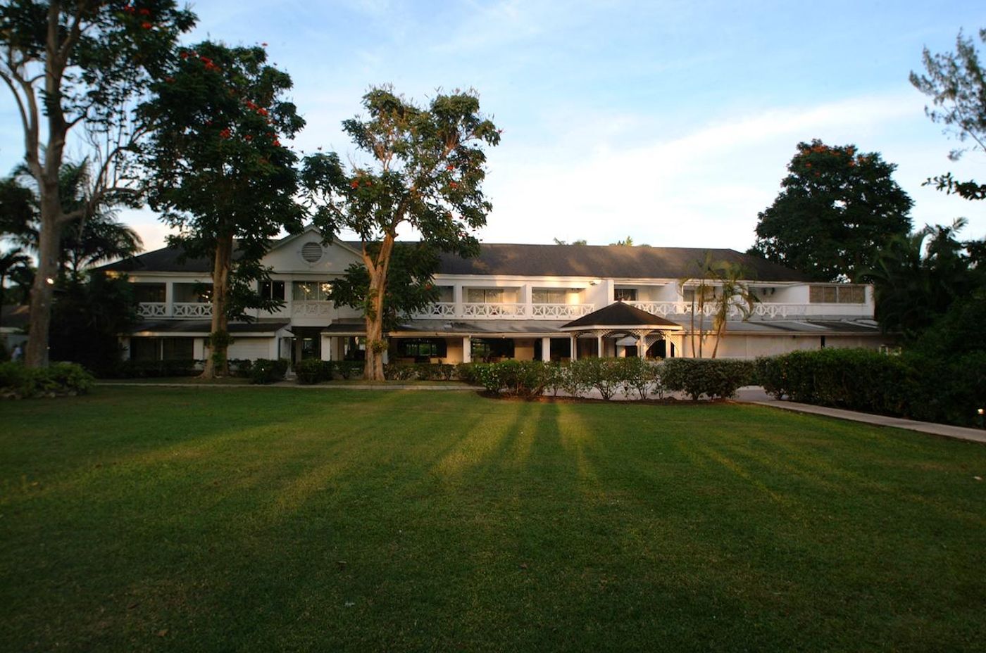 Discovery Bay By Rex Resorts