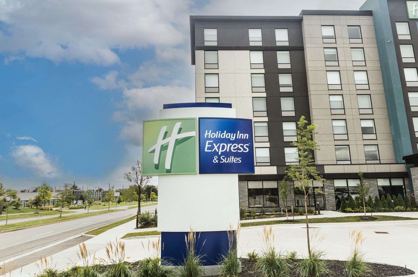 Holiday Inn Express And Suites Toronto Airport Sou-Canada-Toronto-General view-10