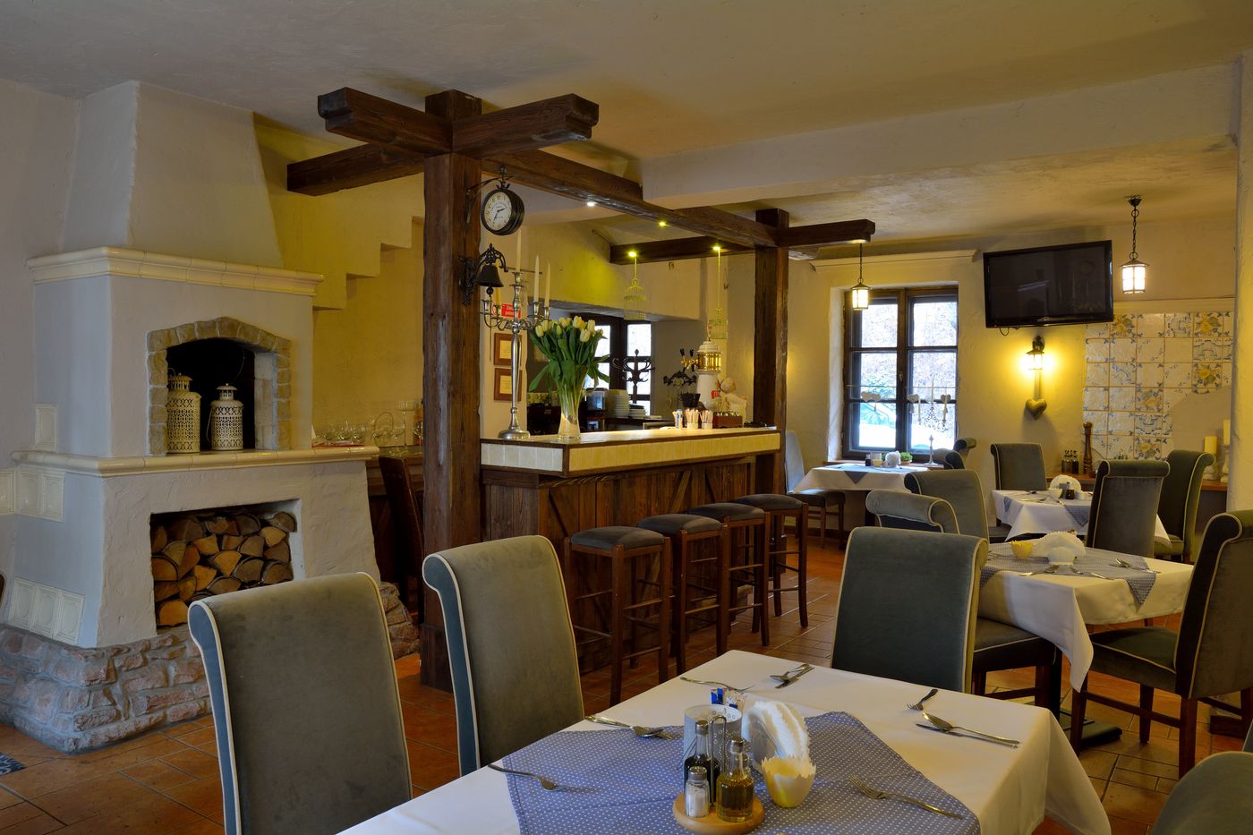 Hotel-Nobilton-Restaurant-12