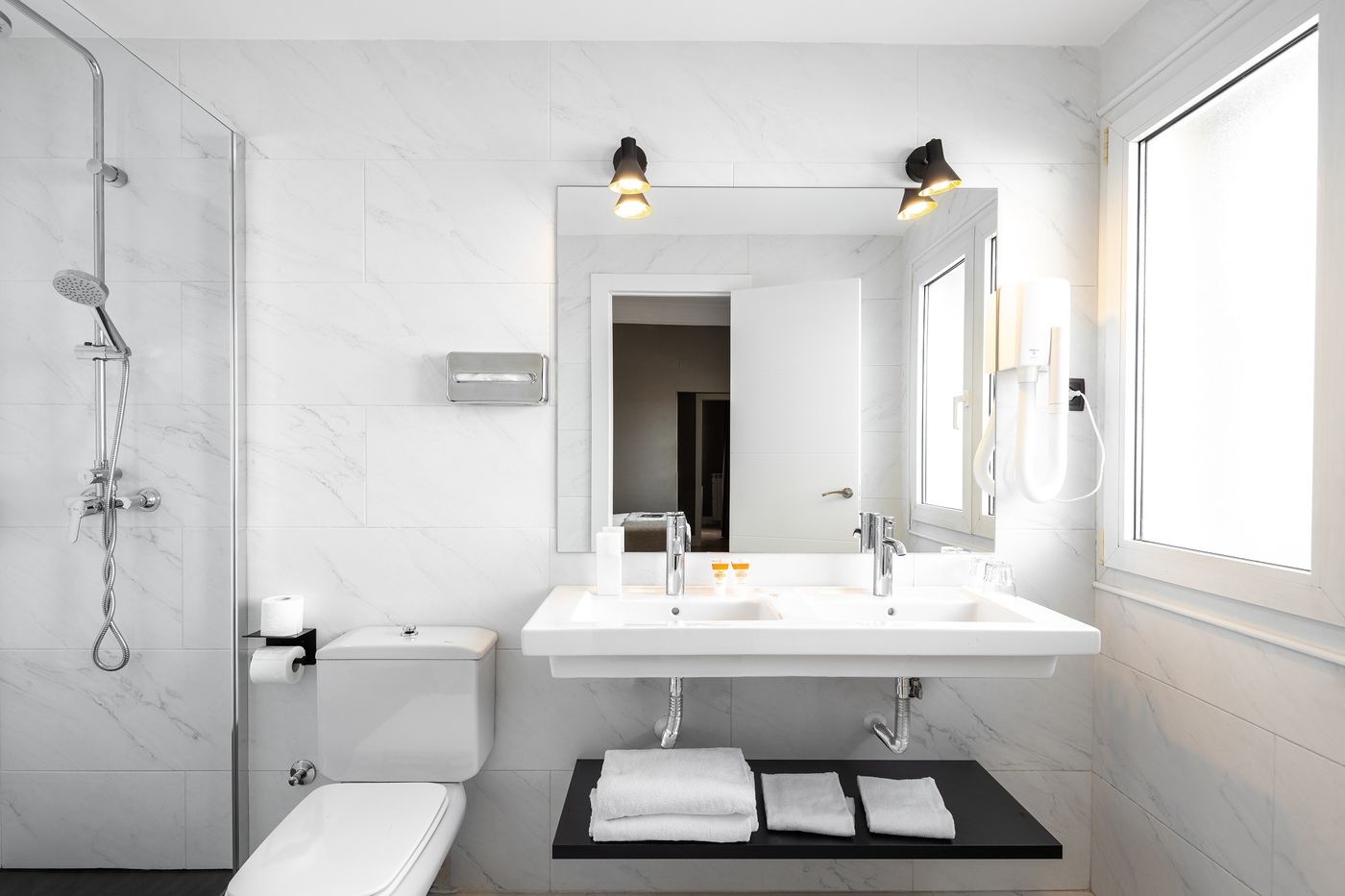 Cortezo-Room-21