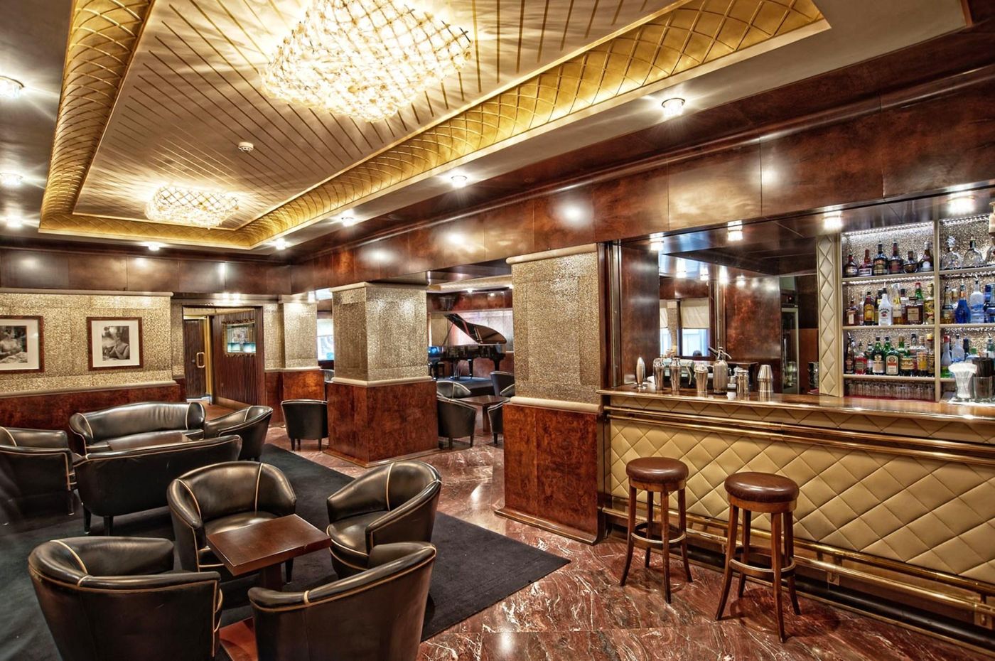 Bauer-Casanova-Bar-1