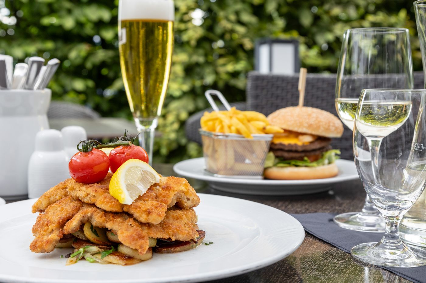 IntercityHotel Berlin Airport Area North-Germany-SCHÖNEFELD-Terrace-5