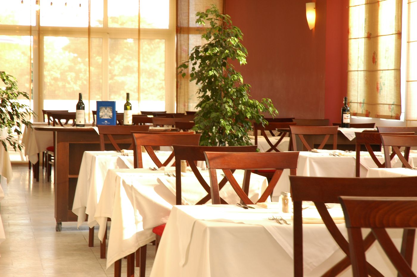 Montenegro-Beach-Resort-Restaurant-33