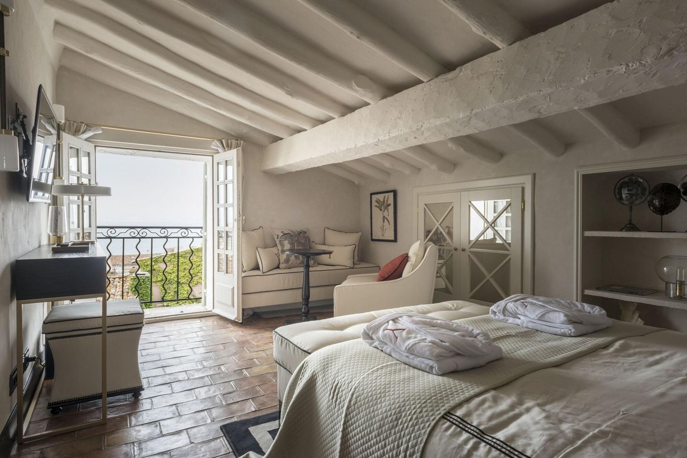 Hotel-Restaurant-Le-Yaca-Room-45