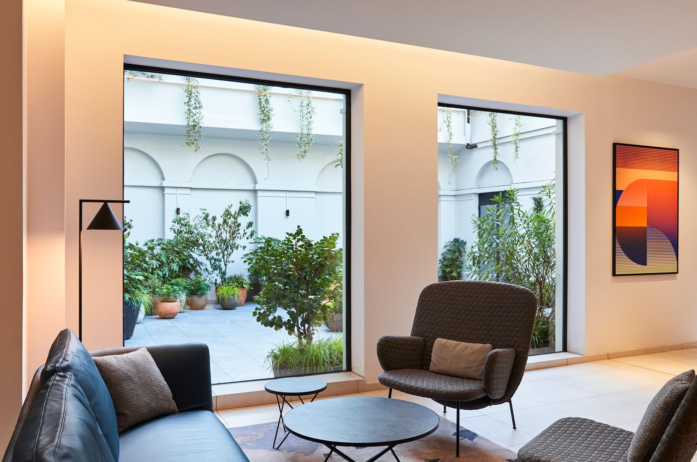 Crowne-Plaza-Paris-Republique-General-view-5