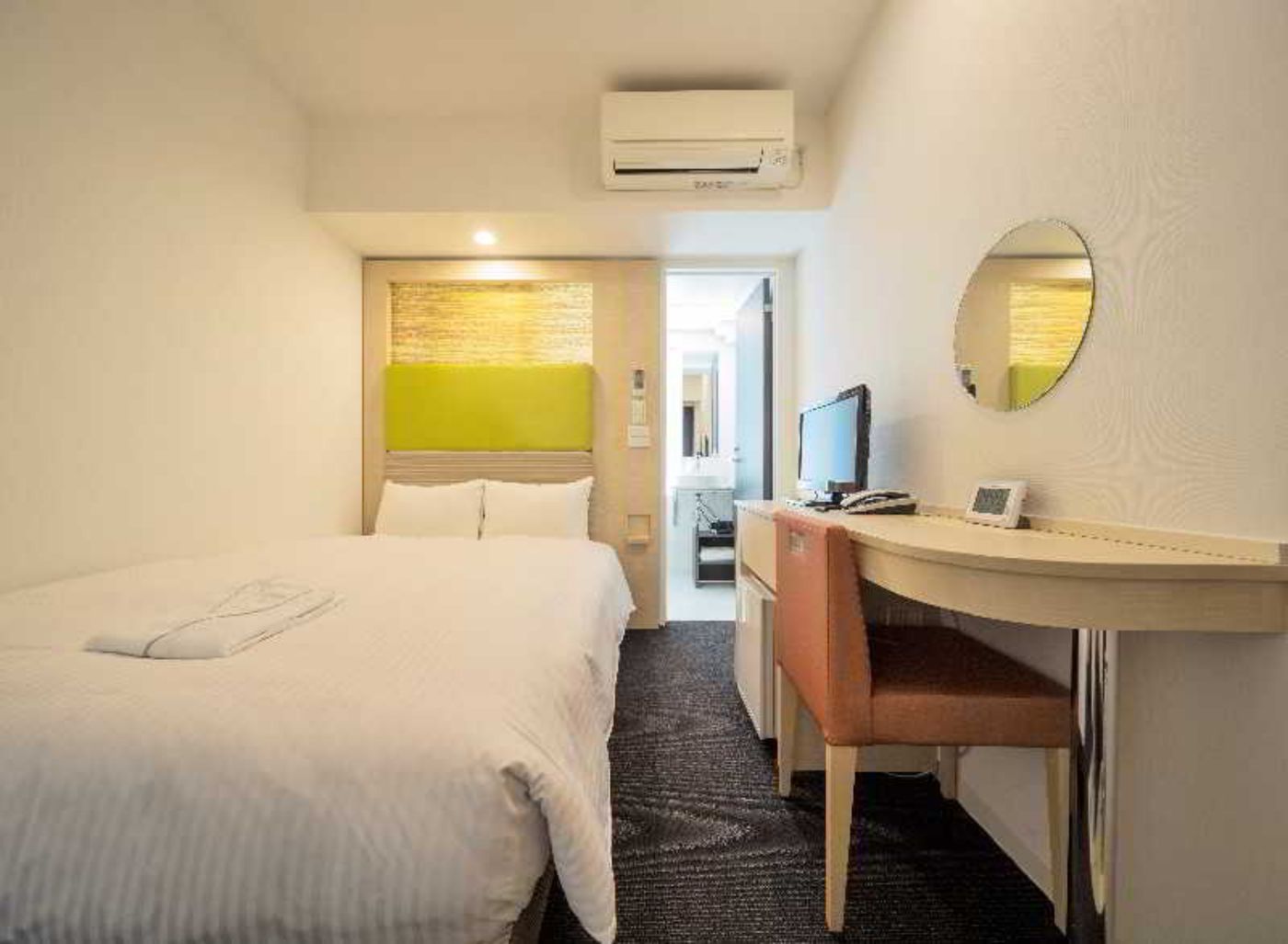 Ueno Hotel-Japan-Tokyo-Room-7