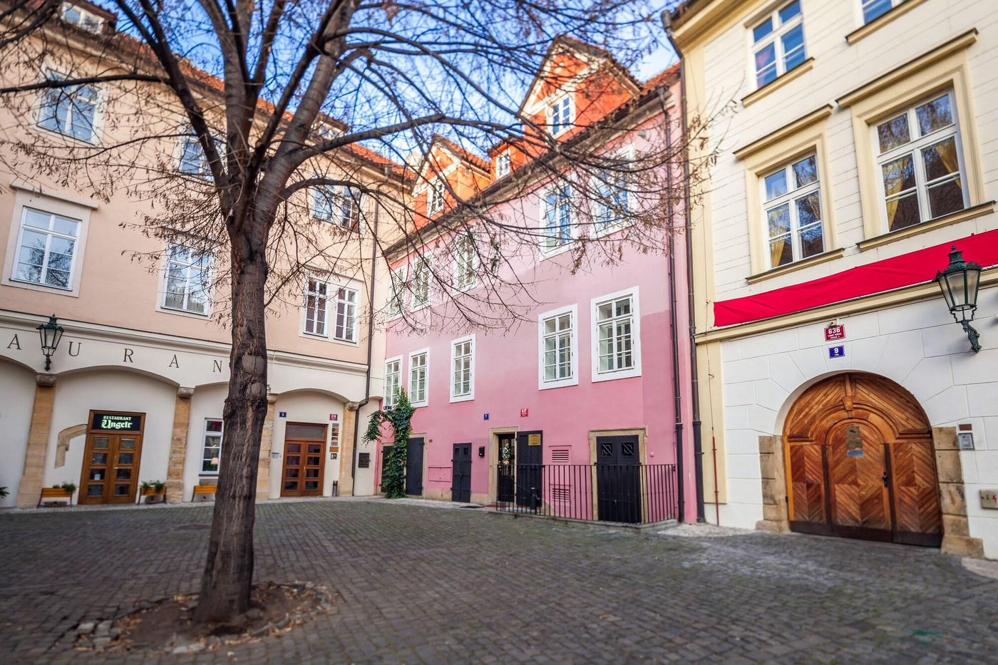 Merchant's Yard Residence-Czech Republic-PRAGUE -General view-10