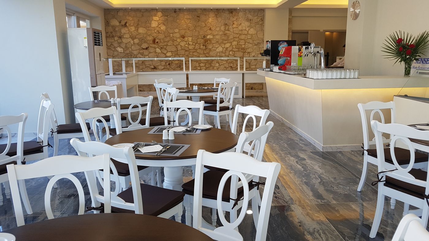 Amour Holiday Resort