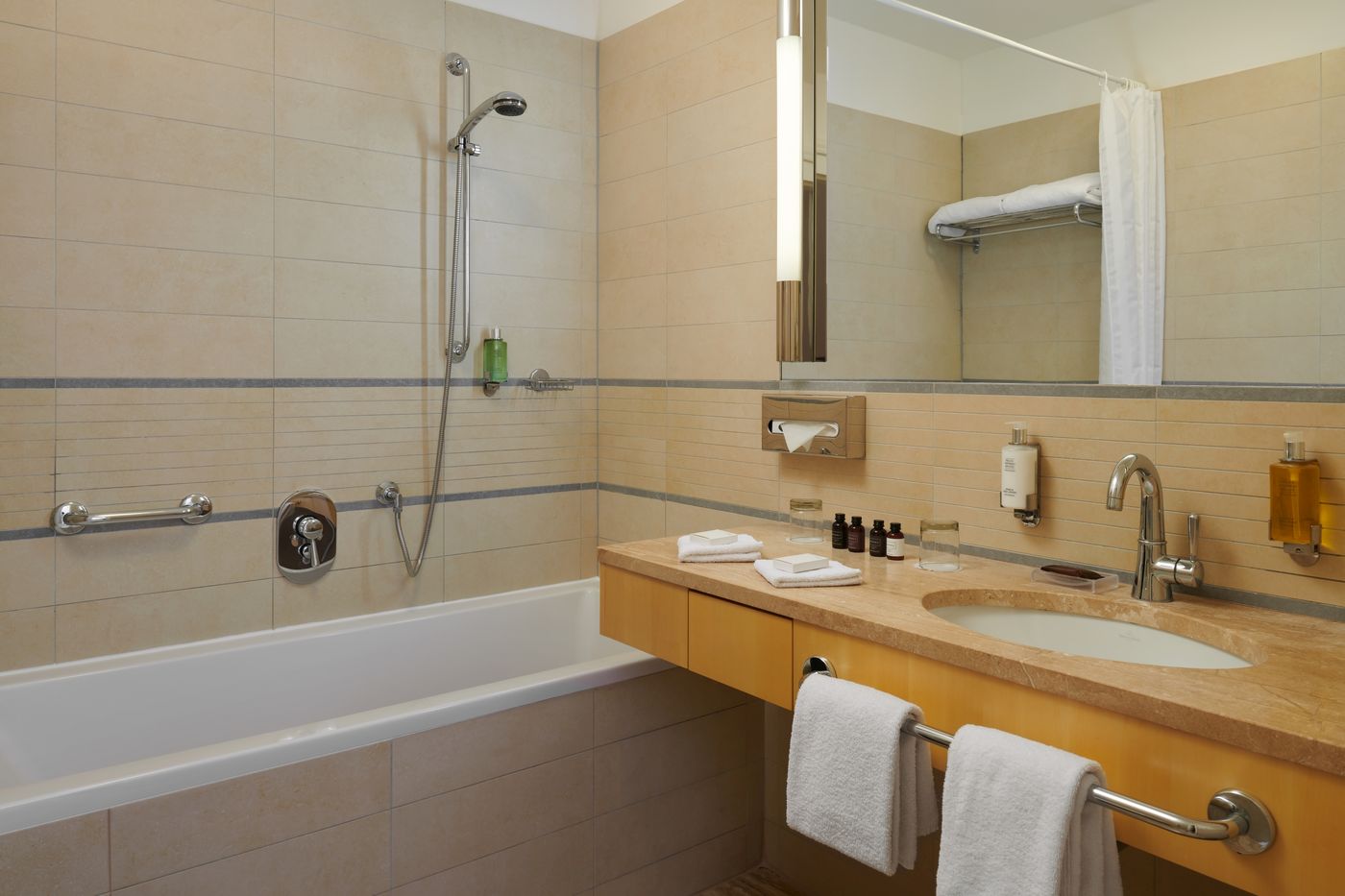 Ventana-Hotel-Prague-Room-26