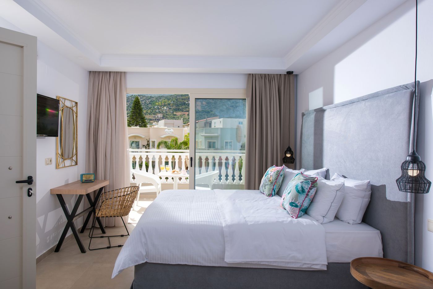 Sarpidon-Apartments-Room-12