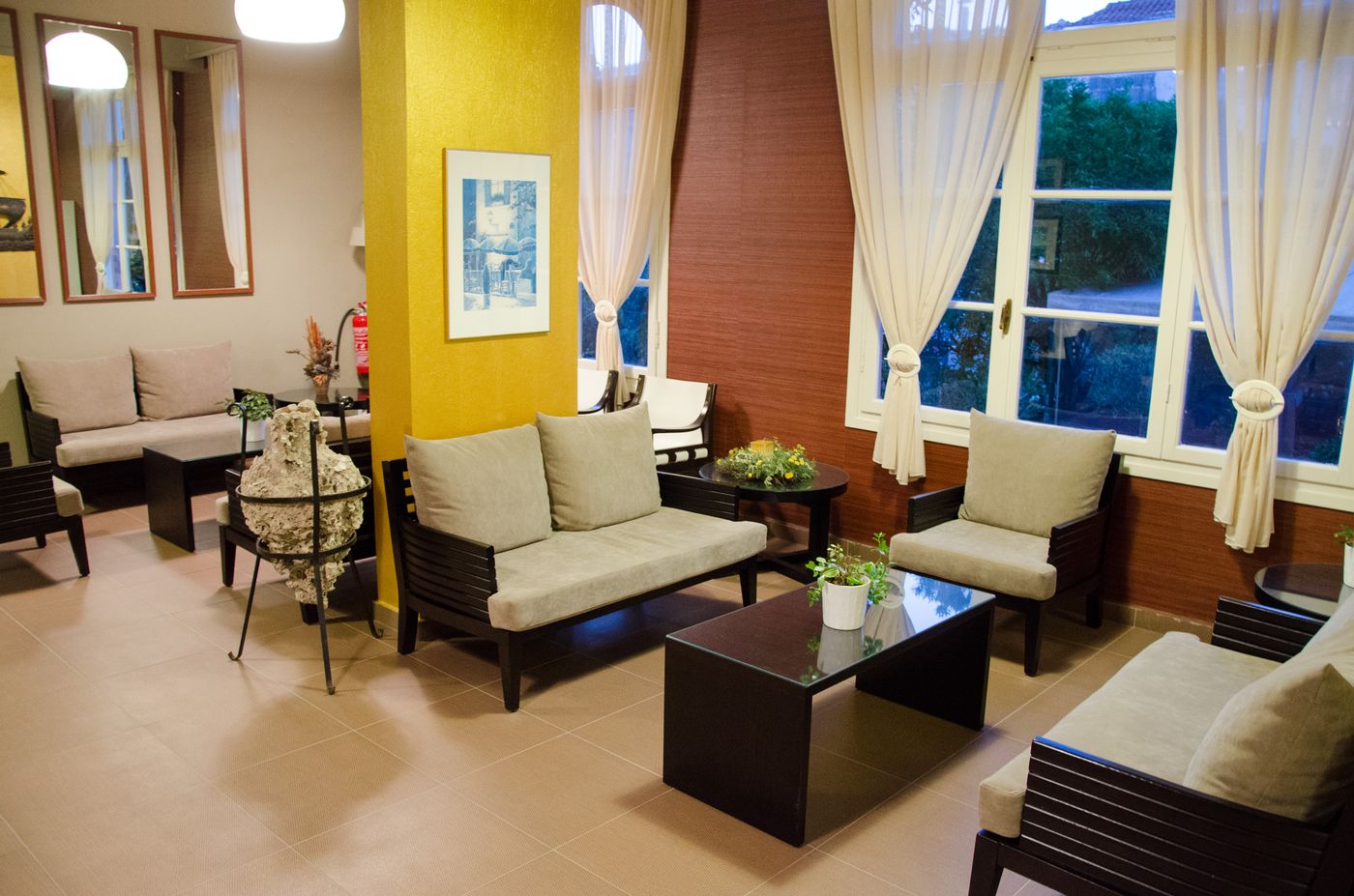 Athos-Hotel-Lobby-20