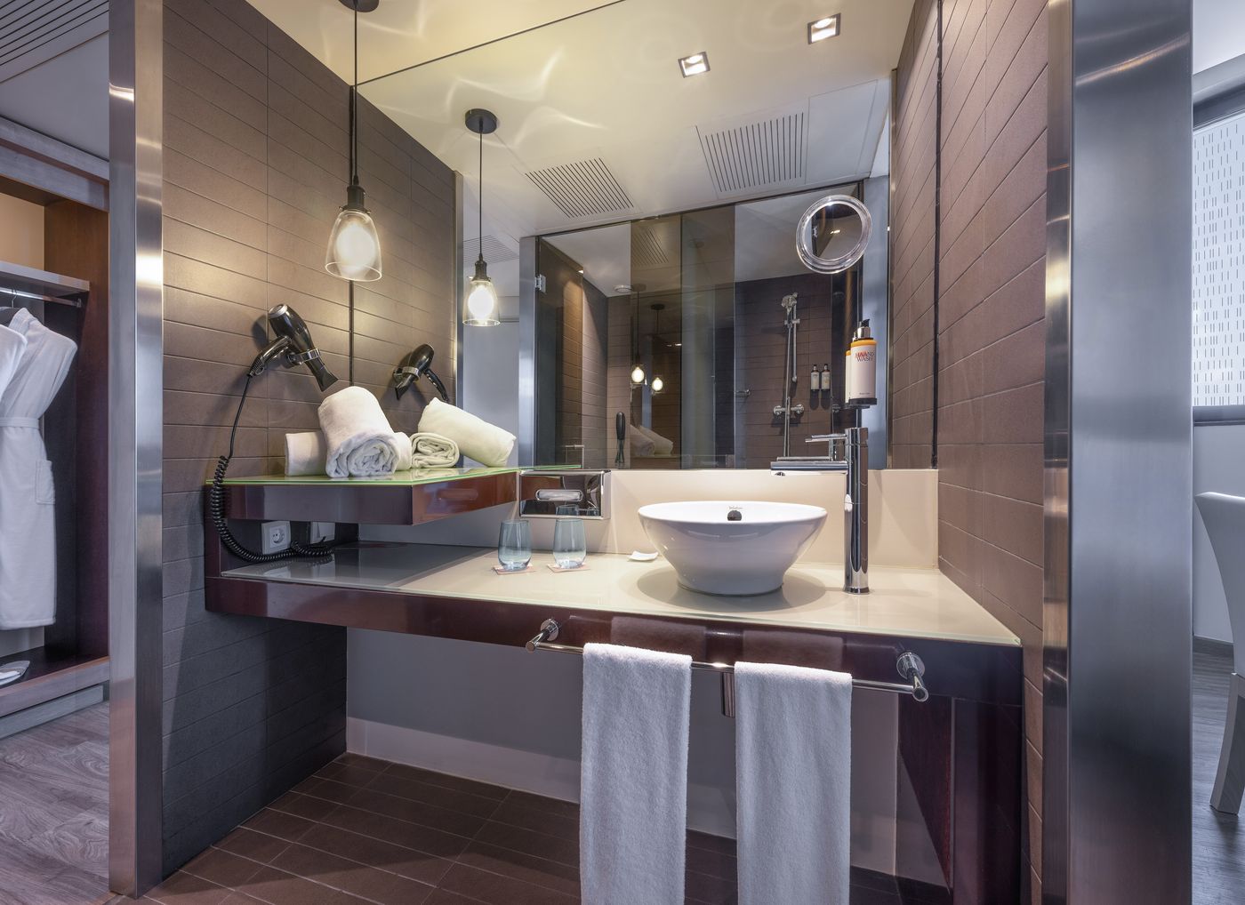 Hotel Barcelona Condal Mar, managed by Meliá