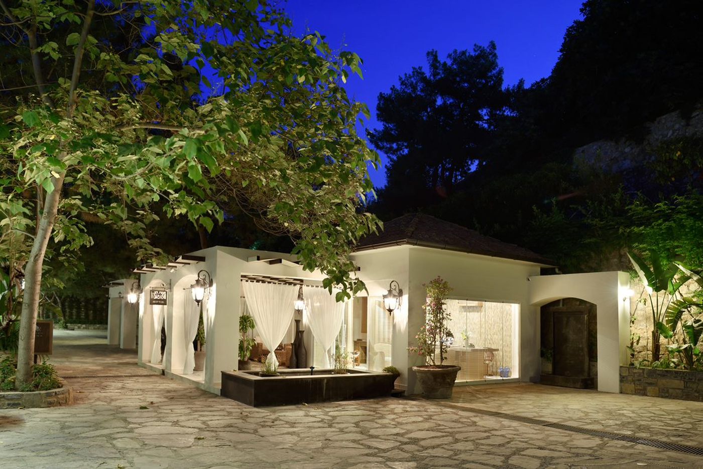 Sarpedor-Boutique-Hotel-Lobby-12