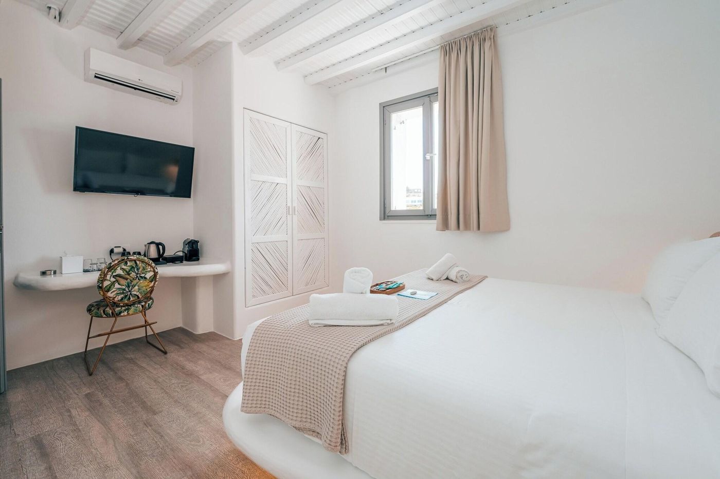 Madoupa-Boutique-Room-41