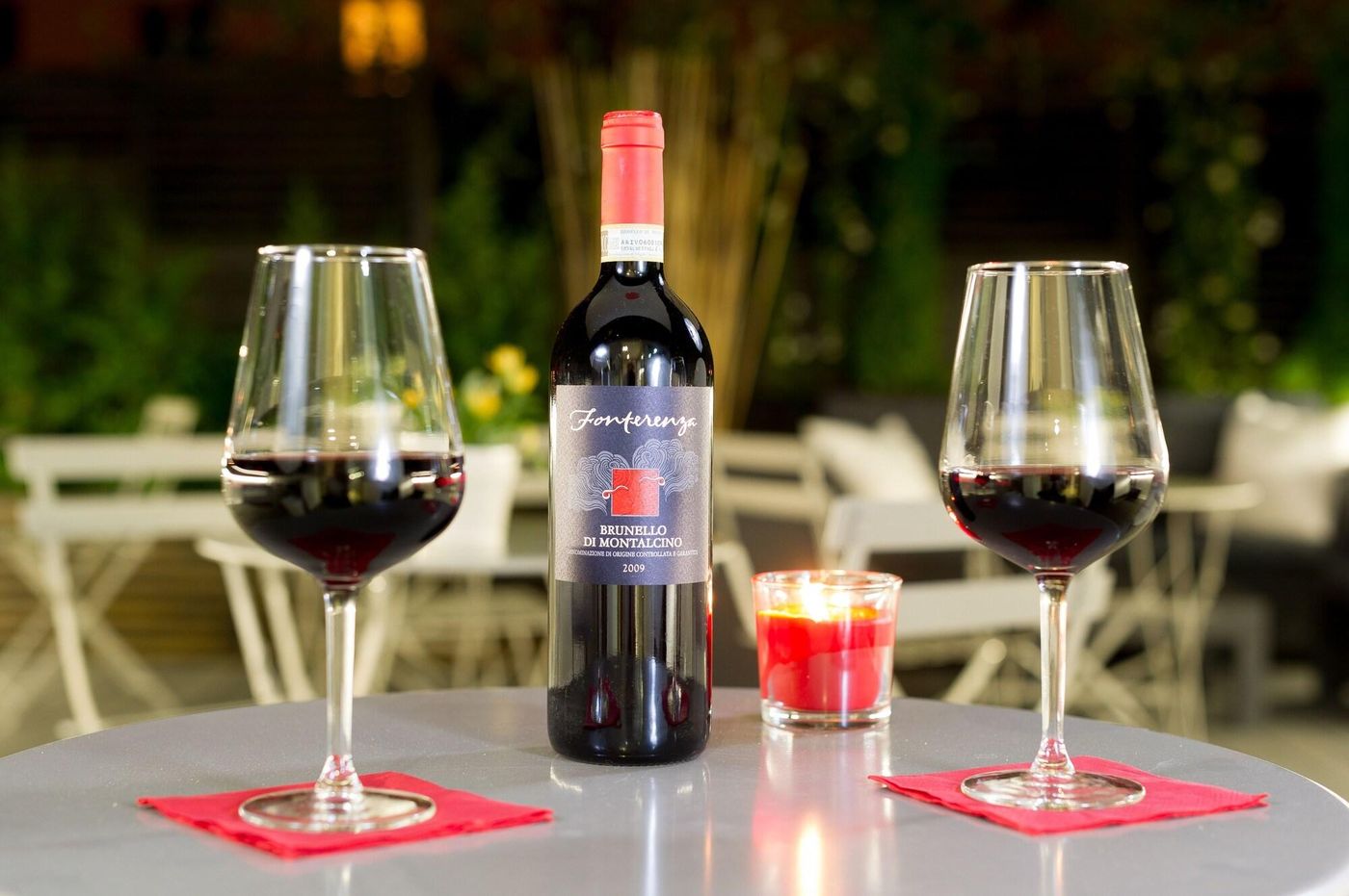 Vico-Rooms-And-Terrace-Bar-12