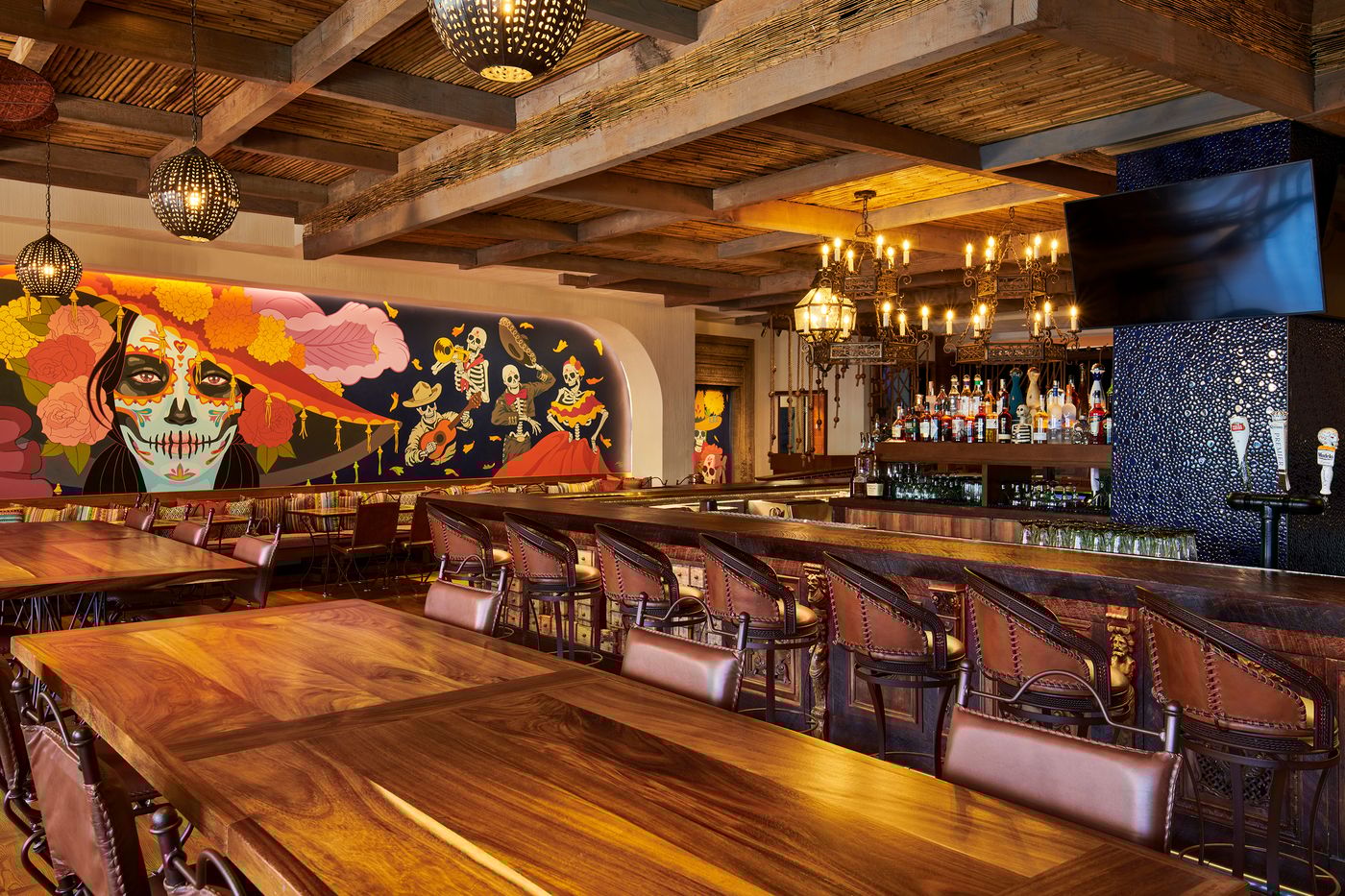 Virgin-Hotels-Las-Vegas-Curio-Collection-by-Hilton-Restaurant-52