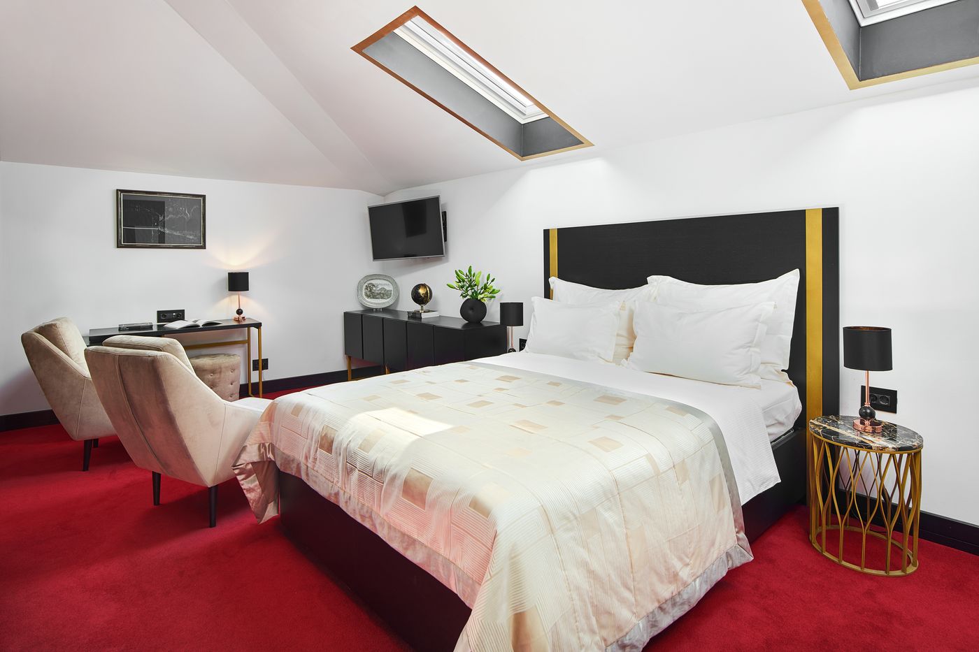 Heritage-Hotel-King-Kresimir-Room-10