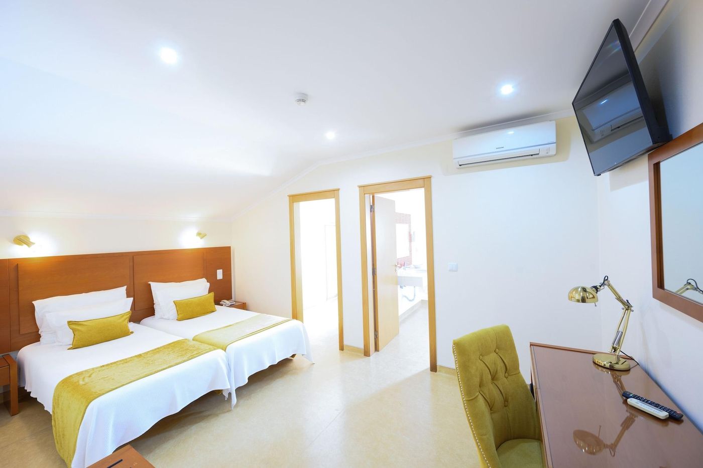 Hospedaria-Recome-ar-Room-22