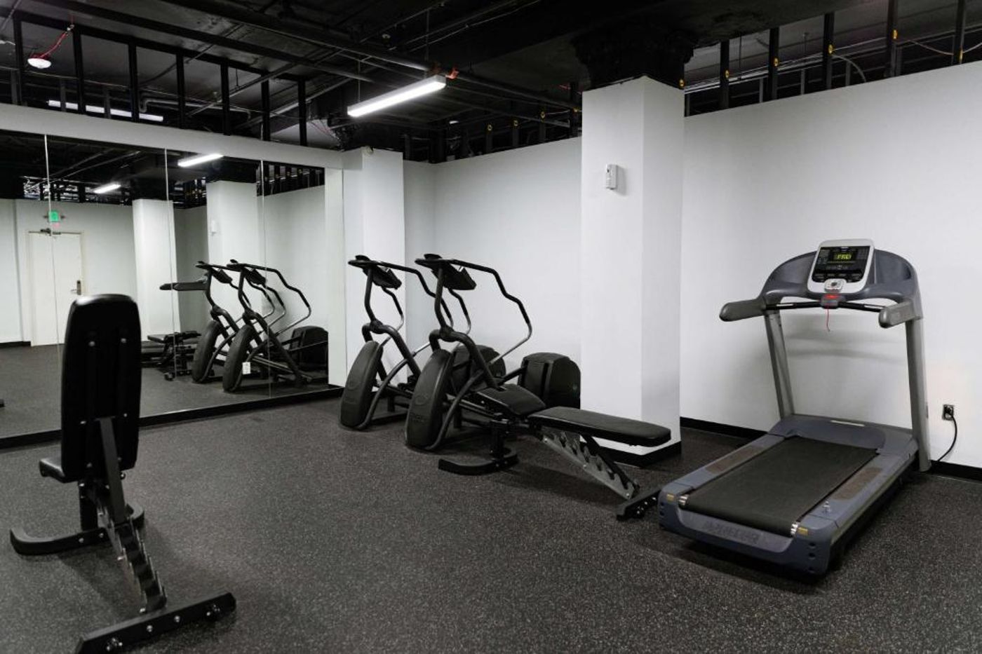 Reside Seattle Downtown A Wyndham Residence-United States-Seattle-Sports and Entertainment-8