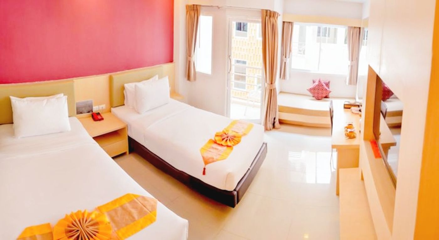 Andatel-Grand-----Patong-Phuket-General-view-27
