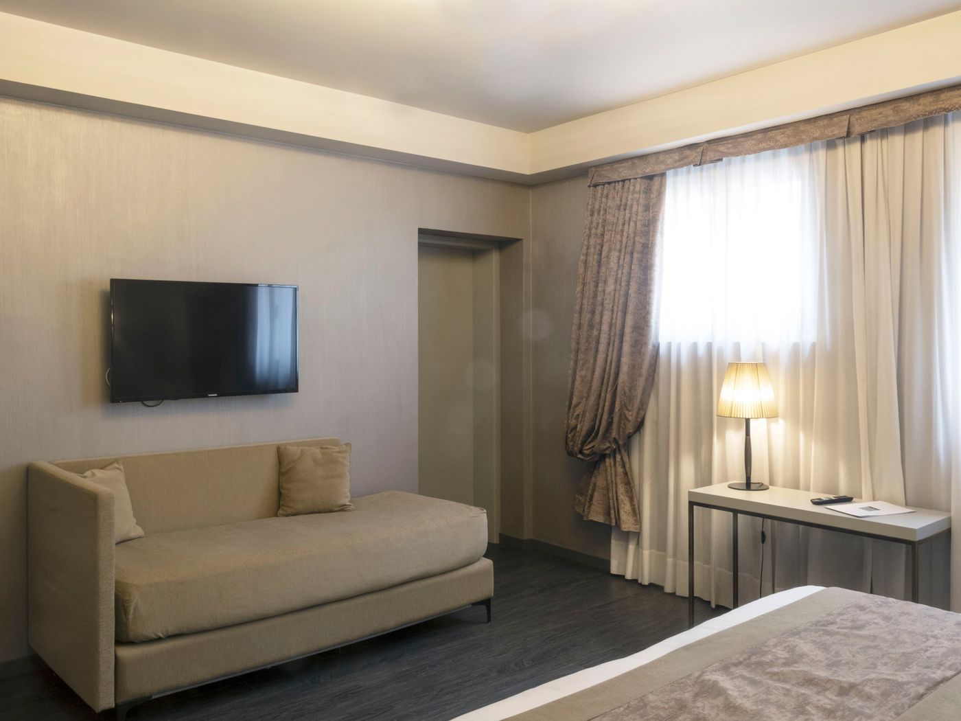 Hotel-Aquarius-Venice-Room-58