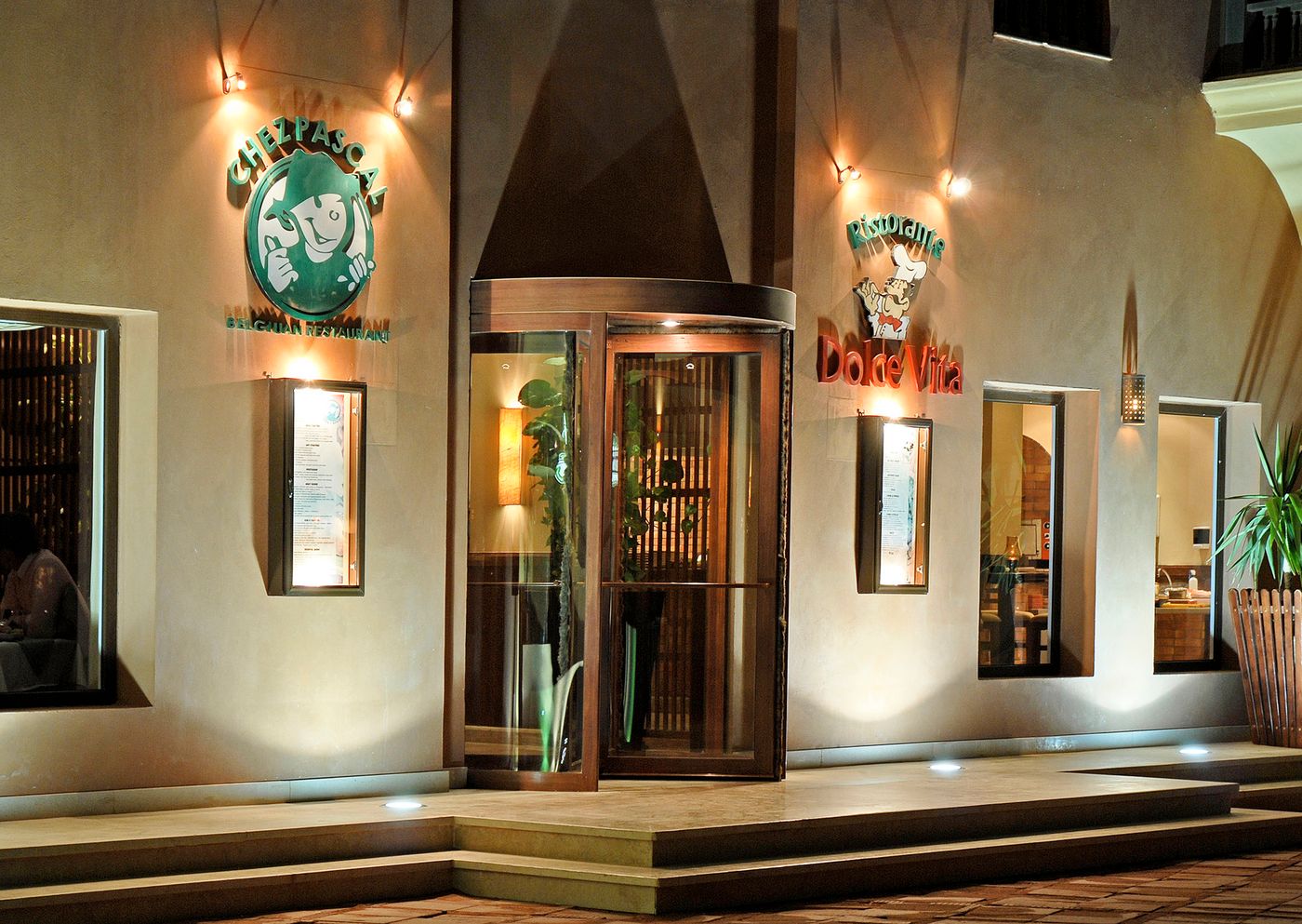 The-Three-Corners-Ocean-View-Restaurant-33