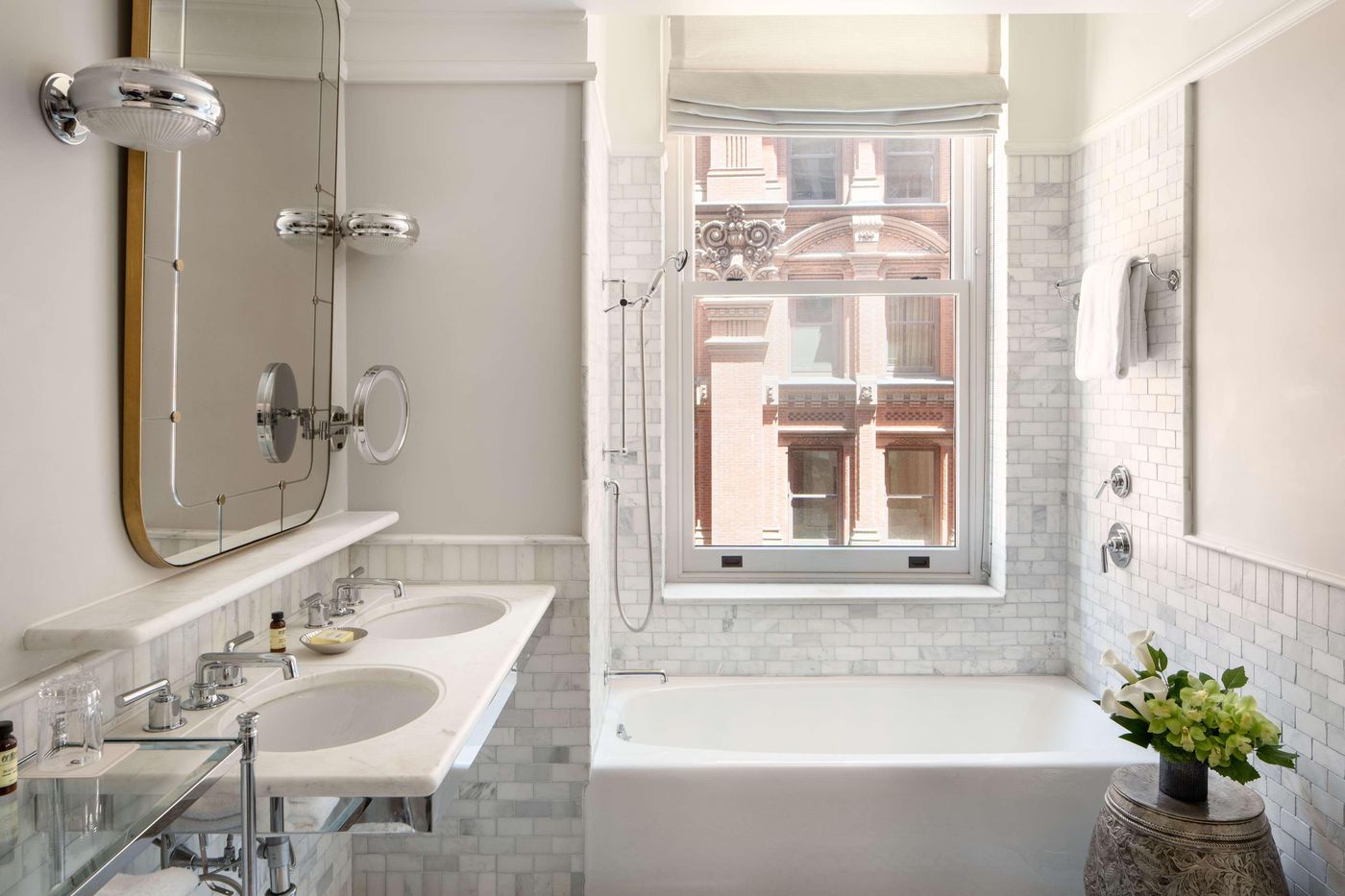 The-Beekman--A-Thompson-Hotel-Room-45