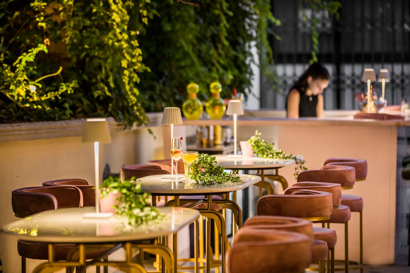 The-Alley-Hotel-Bar-10