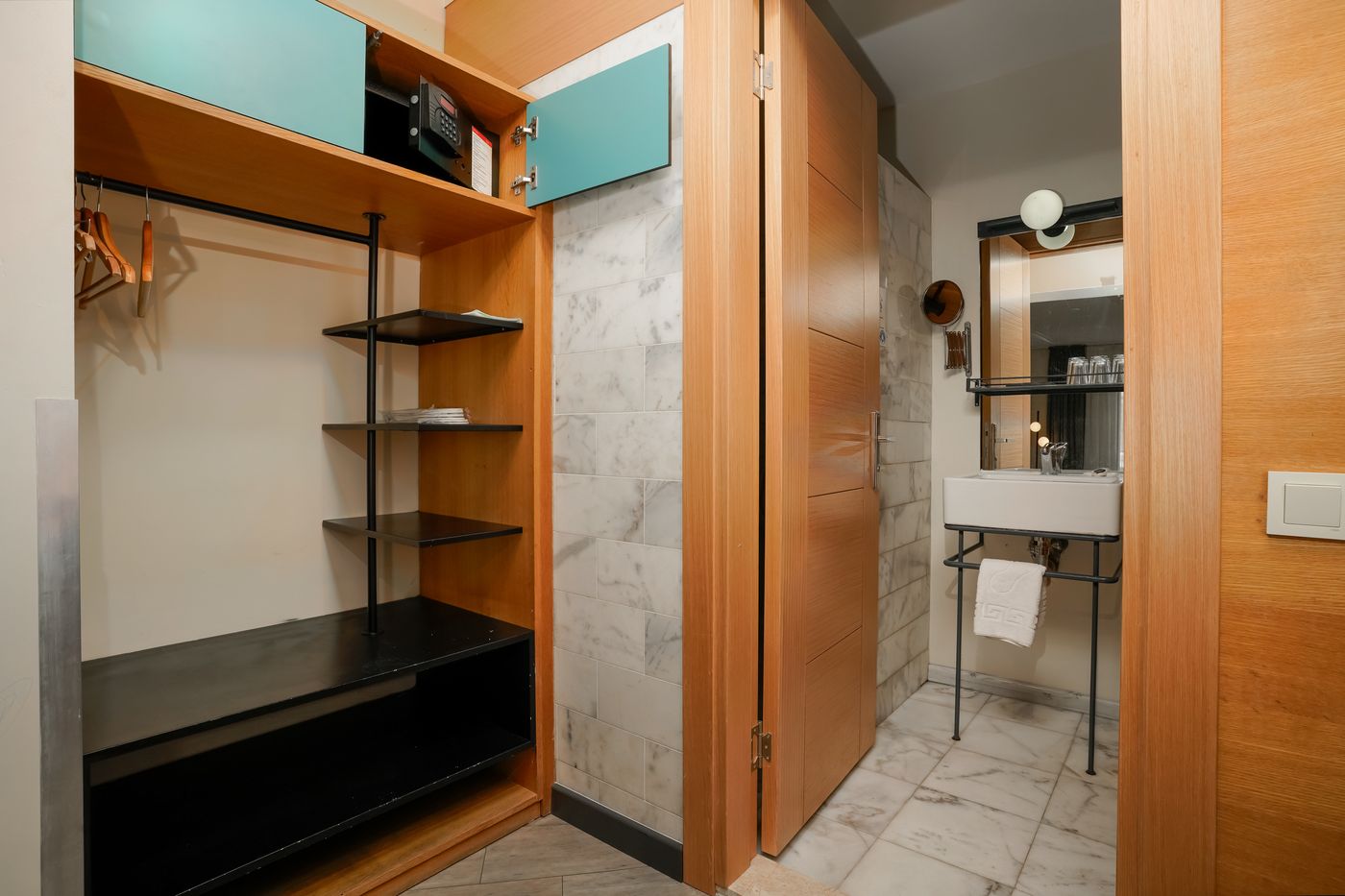 Faros-Hotel-Taksim-Room-15