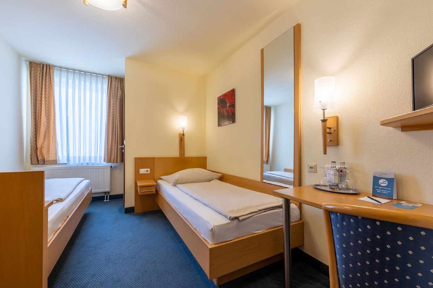 Trip-Inn-Hotel-Conti-Room-6