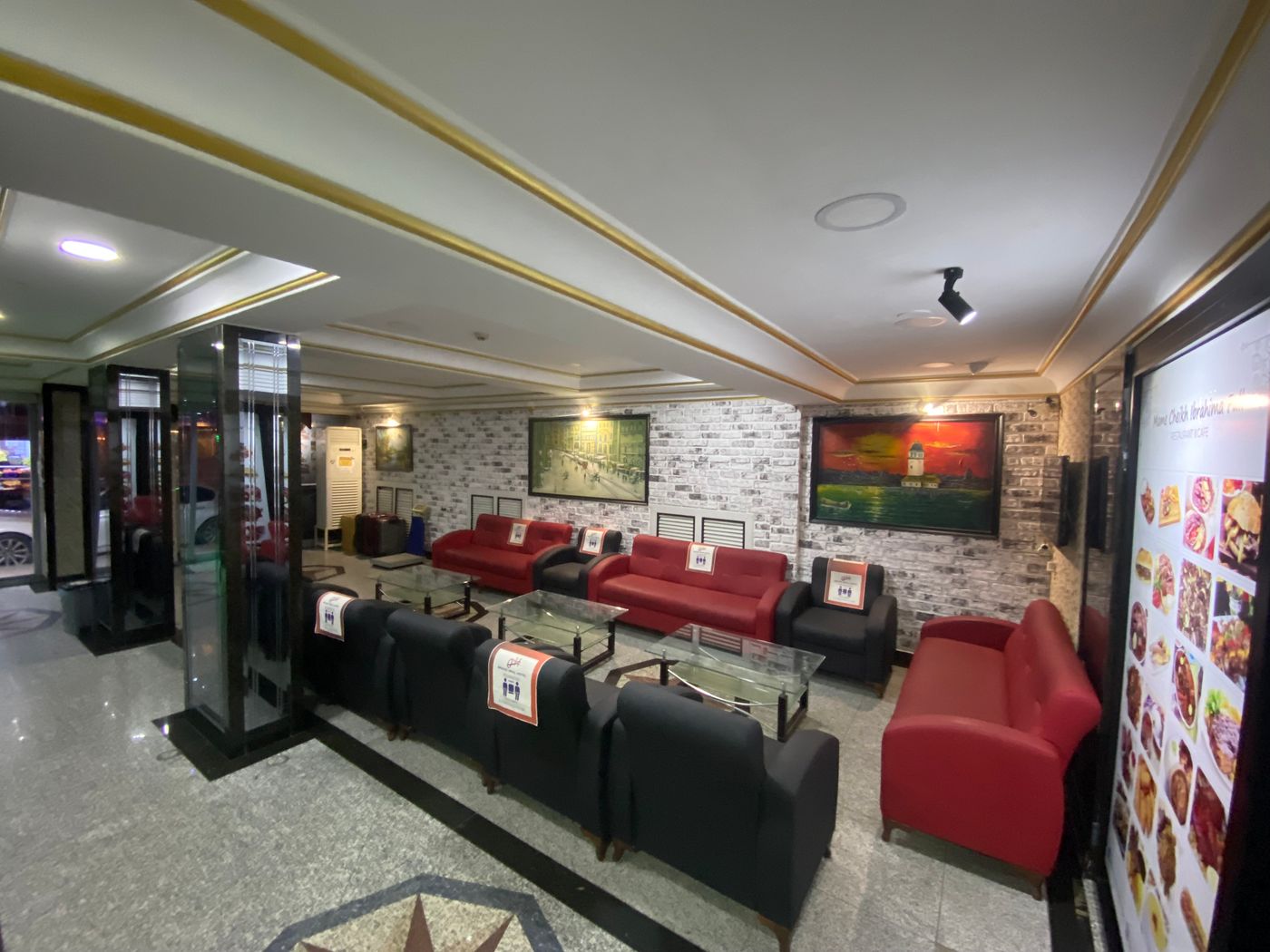 Grand-Oral-Hotel-Lobby-13