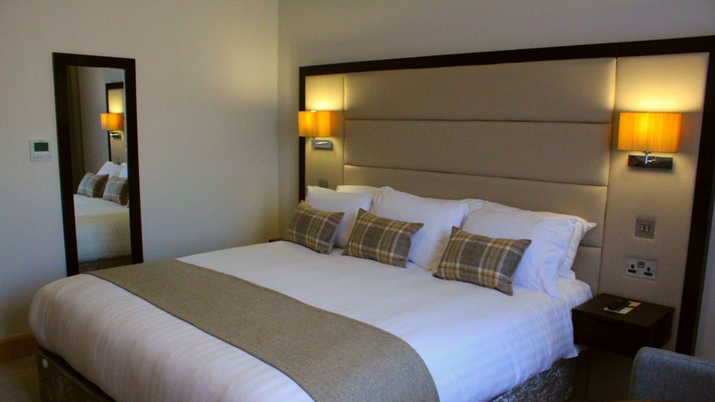 Menlo Park Hotel & Conference Centre-Ireland-GALWAY-Room-7