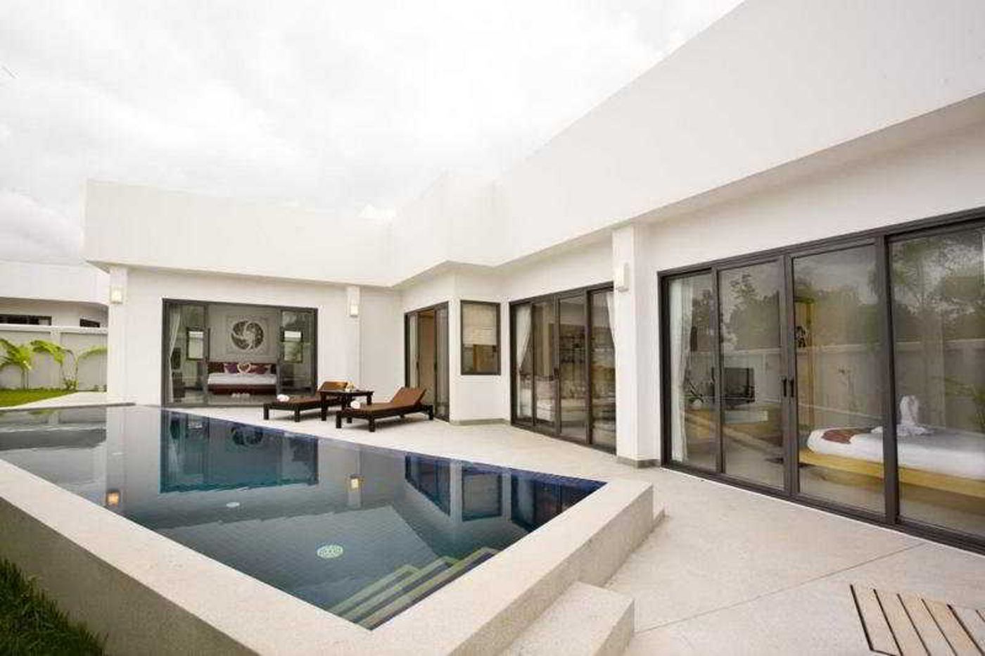 Seastone-Pool-Villa-Pool-3