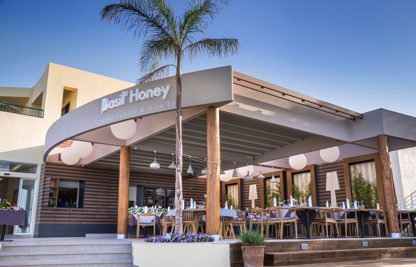 Blue-Dome-Restaurant-11