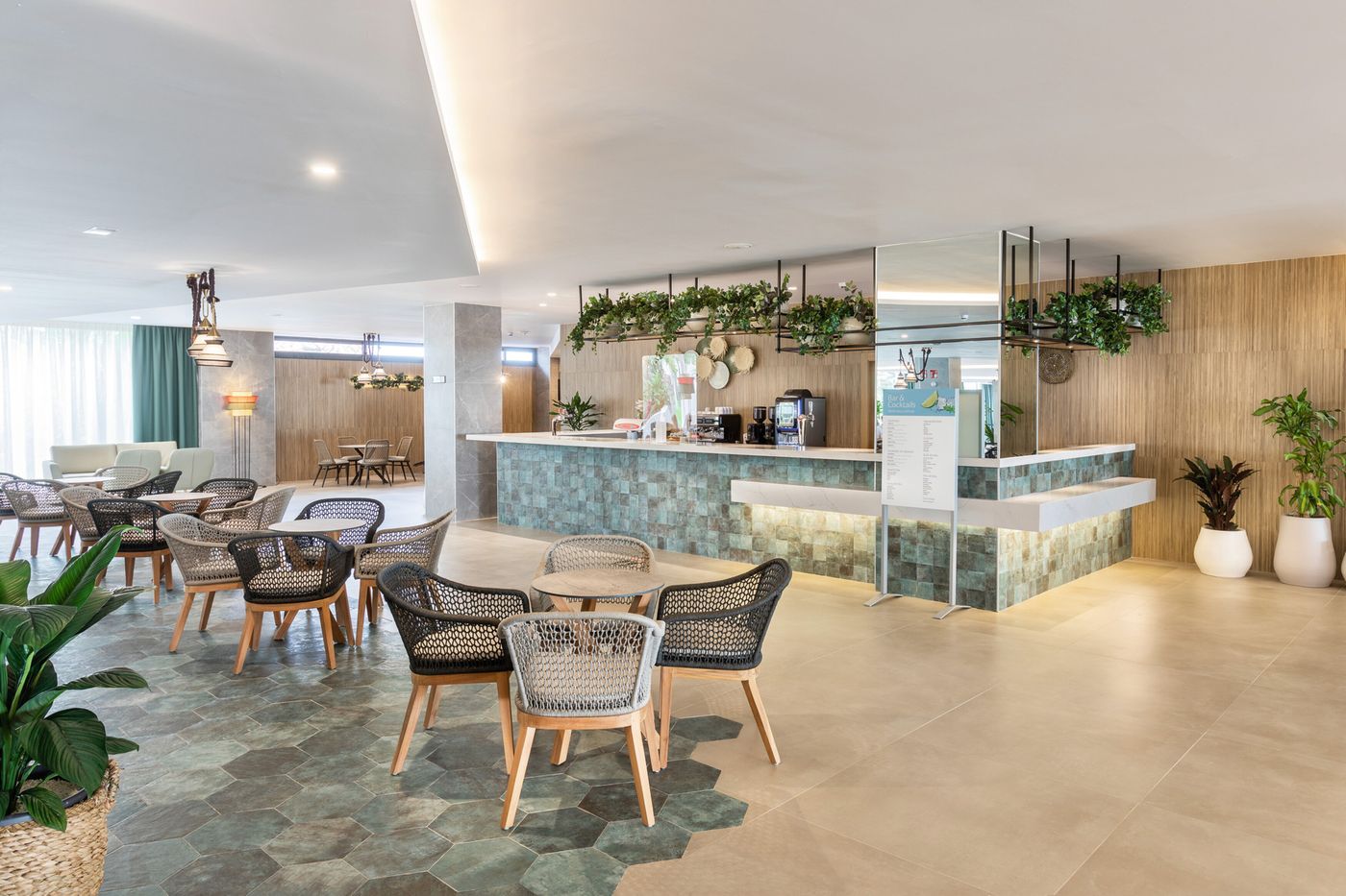 Clubhotel-Riu-Buena-Vista-Bar-35