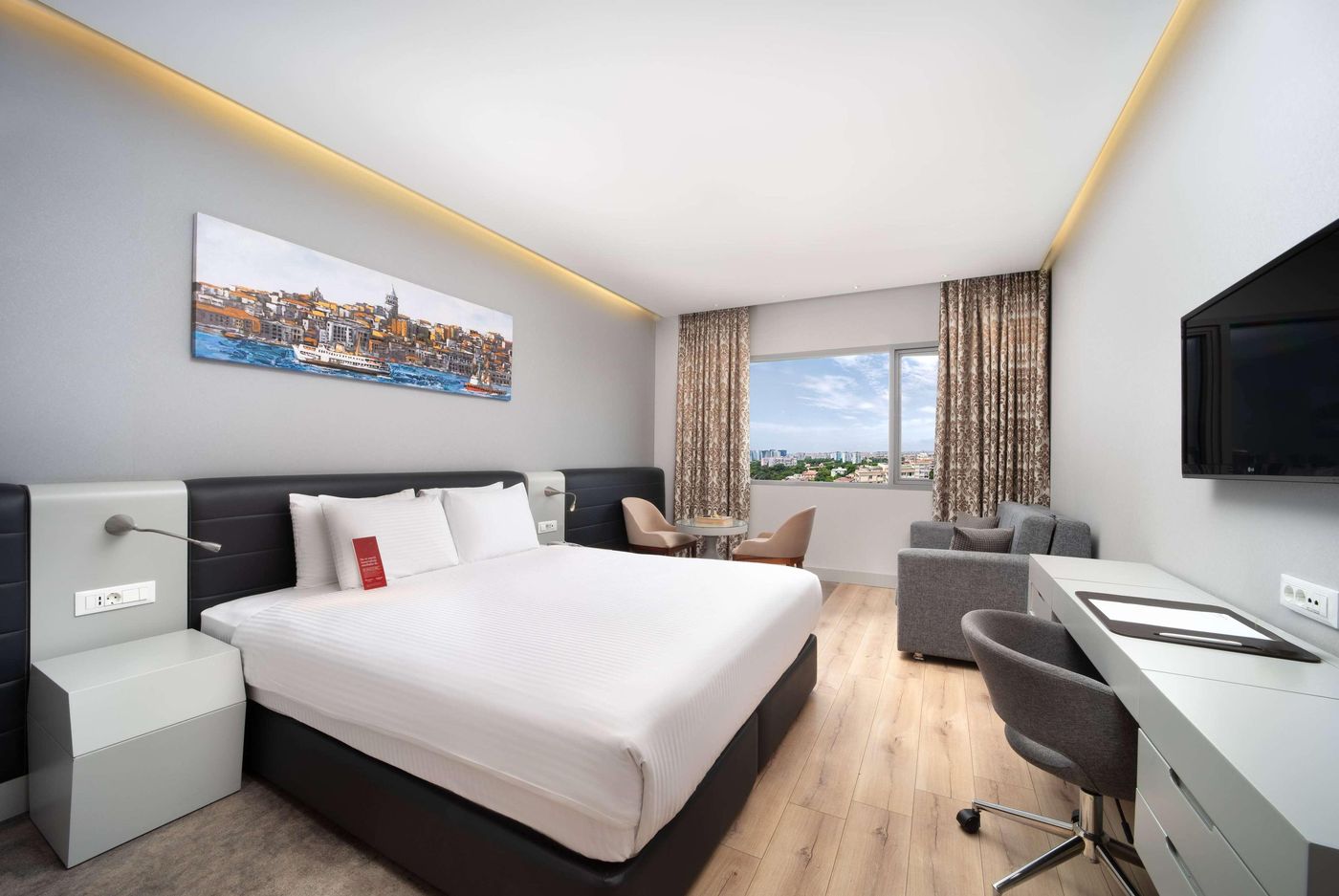 Ramada-Hotel---Suites-by--Istanbul-Atakoy-Room-9