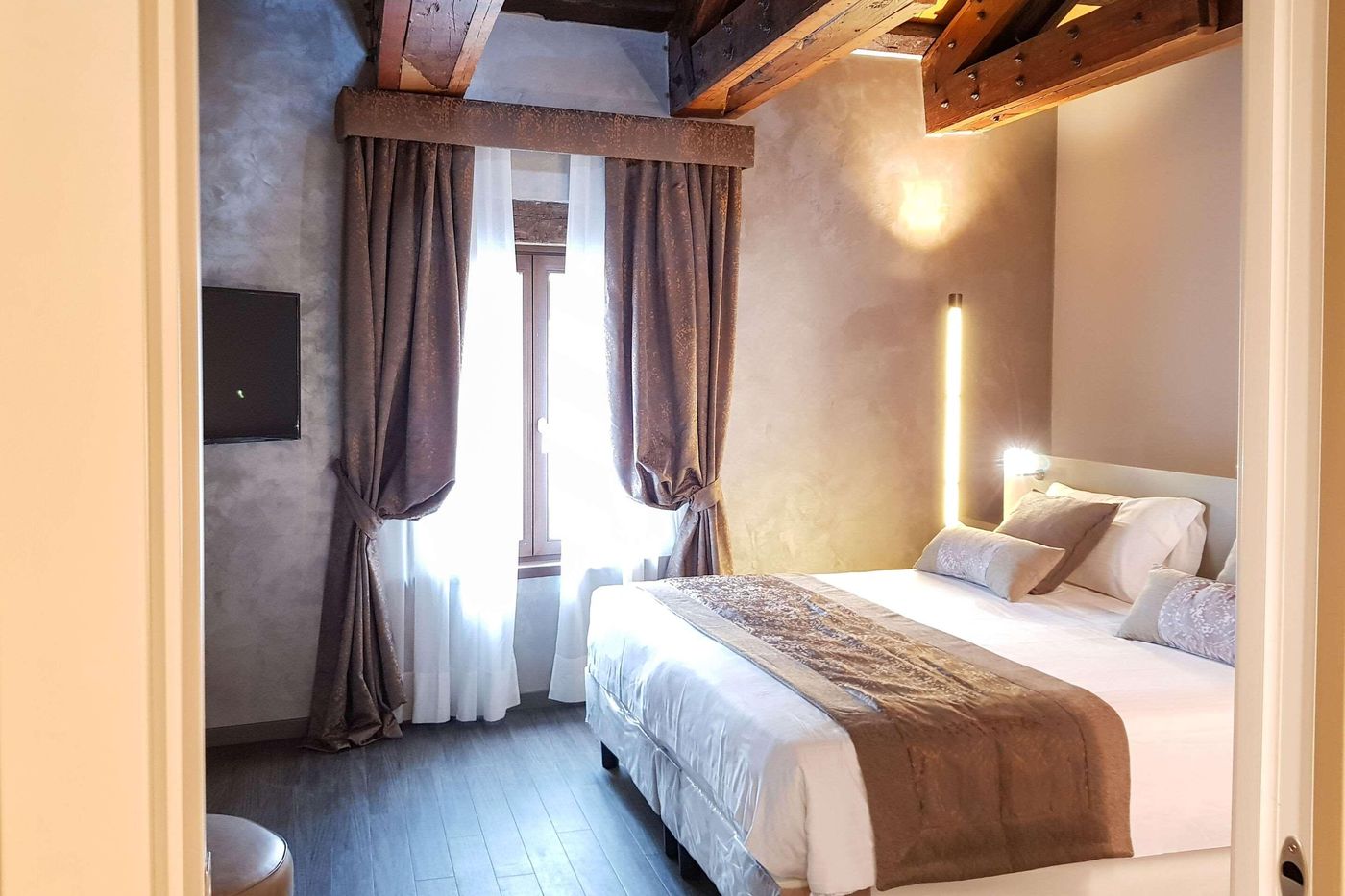 Hotel-Aquarius-Venice-Room-47