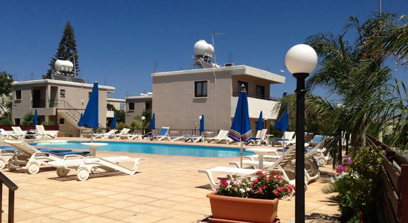 Maricosta Apartments