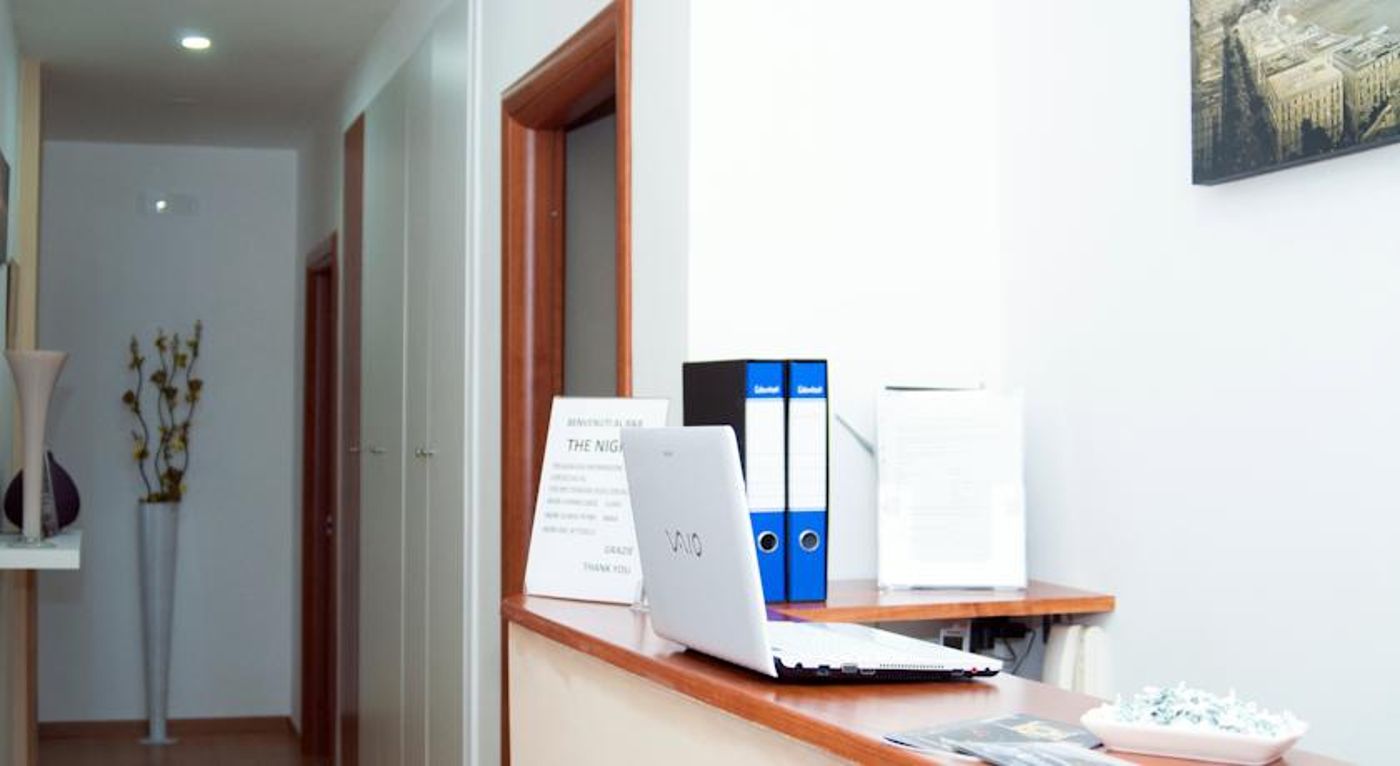 The-Night-Sorrento-Lobby-14