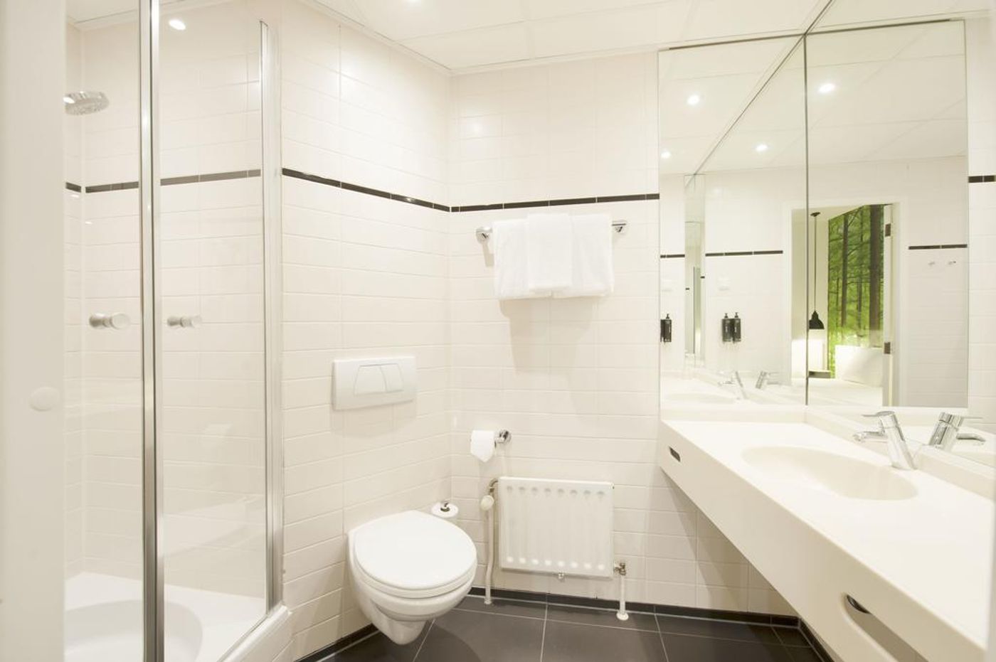 Conscious-Hotel-Museum-Square-Room-21