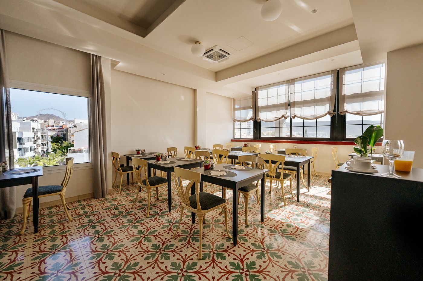 Labranda-Reveron-Plaza-Hotel-Bar-35