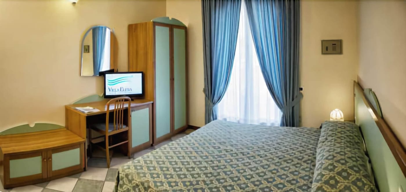 Hotel-Villa-Elena-Room-22