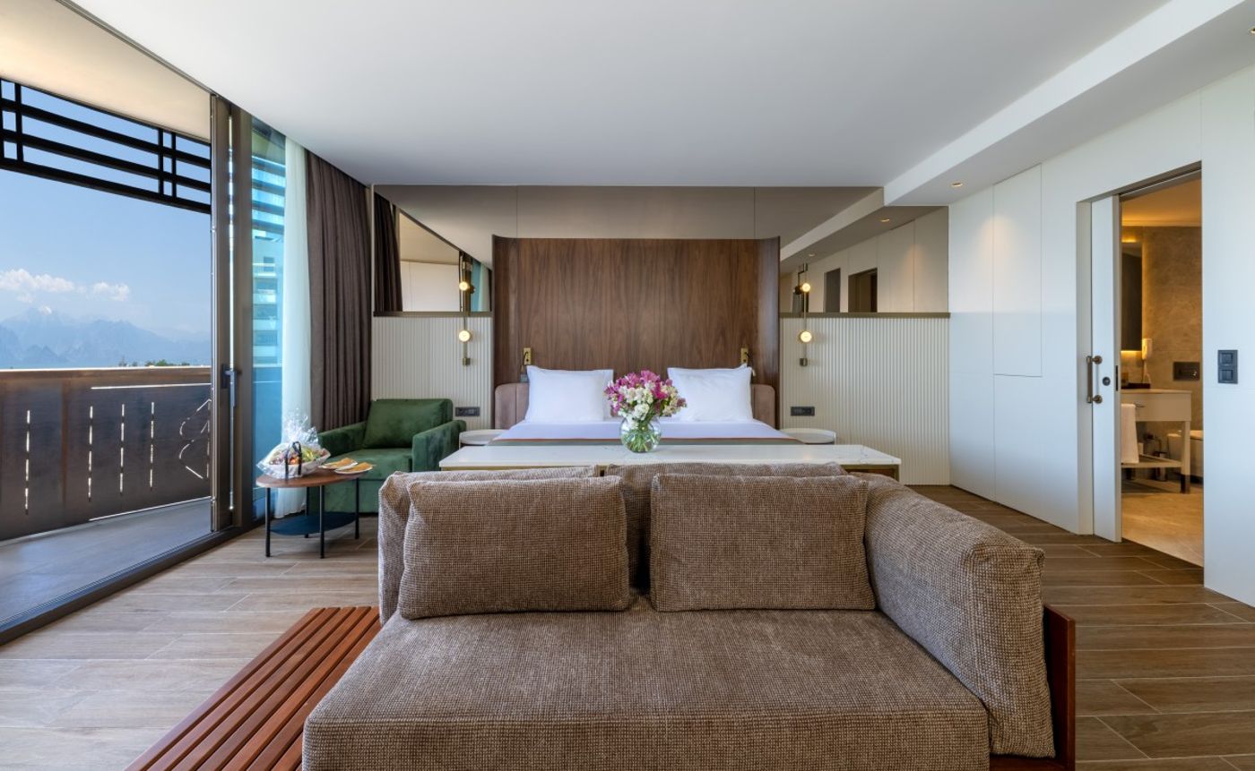 Nirvana Cosmopolitan