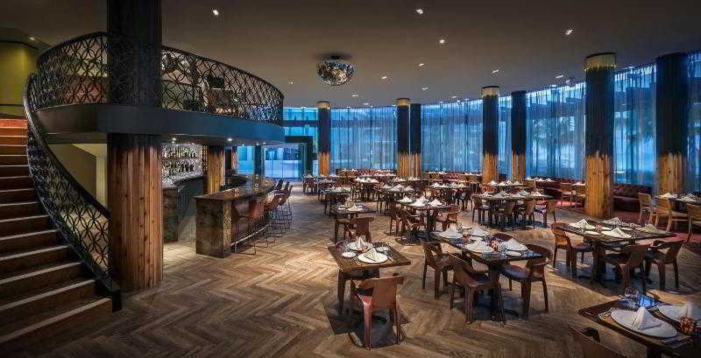 Hard-Rock-Hotel-Cancun-Restaurant-23