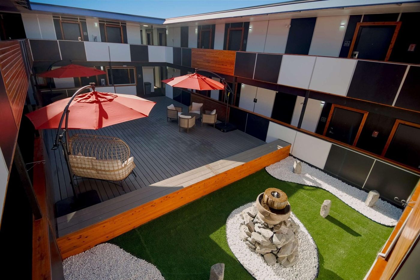 Coast Metro Vancouver Hotel-Canada-BURNABY -General view-8