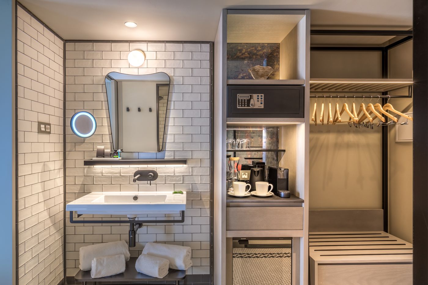 Canopy-by-Hilton-Madrid-Castellana-Room-49