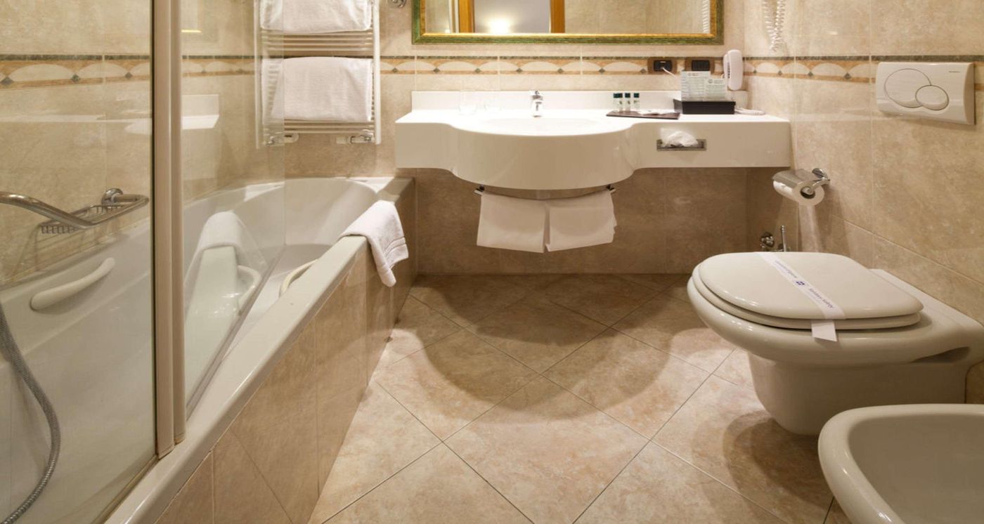 Hotel-Mirage--Sure-Hotel-Collection-by-Best-Wester-Room-35