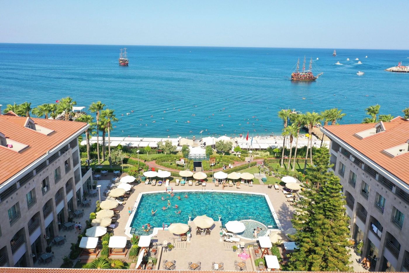 Fame-Residence-Kemer-General-view-6